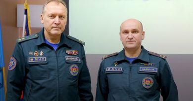 Мозырским спасателям вручили награды Мозырским спасателям вручили награды