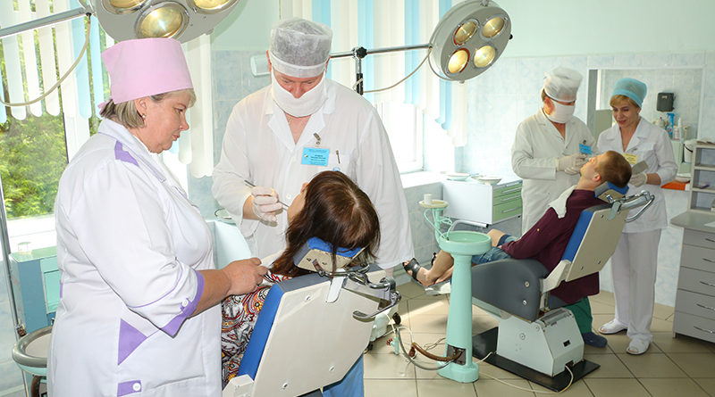 Городская больница мозырь. Таловая стоматологическая поликлиника врачи. Мозырская стоматологическая поликлиника. Детская стоматология Мозырь. Стоматология Рославль пос.стеклозавода.