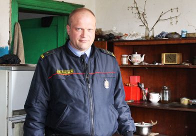 Знать своего Анискина в лицо. Один день из будней сельского участкового: рейд по деревням Мозырского района Знать своего Анискина в лицо. Один день из будней сельского участкового: рейд по деревням Мозырского района