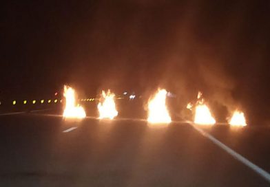 Поджоги на улицах, погромы во дворах: кому выгодна радикализация белорусских протестов? Поджоги на улицах, погромы во дворах: кому выгодна радикализация белорусских протестов?