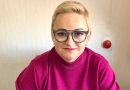 Преподаватель со стилем. Поздравляет с юбилеем коллегу кафедра иностранных языков МГПУ им. И. П. Шамякина Преподаватель со стилем. Поздравляет с юбилеем коллегу кафедра иностранных языков МГПУ им. И. П. Шамякина