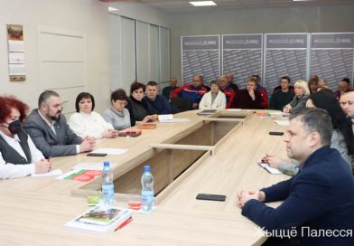 Проект новой Конституции сегодня обсудили мозырские машиностроители Проект новой Конституции сегодня обсудили мозырские машиностроители