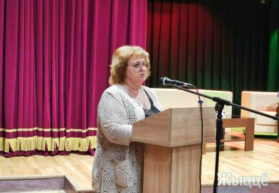 О важности взаимодействия с молодежью говорили сегодня в Мозырском драмтеатре им. И. Мележа О важности взаимодействия с молодежью говорили сегодня в Мозырском драмтеатре им. И. Мележа