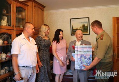 Накануне Дня Независимости на Мозырщине слова благодарности и поздравления принимают ветераны Накануне Дня Независимости на Мозырщине слова благодарности и поздравления принимают ветераны
