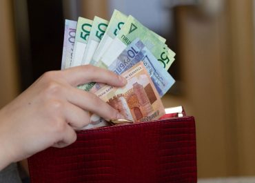 Заработная плата работников социального обслуживания увеличена