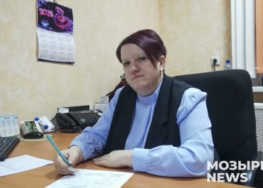 Депутат Махновичского сельсовета Оксана Ярош: «На контроле – заезд автолавки и установка шлюза на озере»