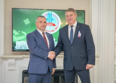 Фестиваль «Славянское единство» начался с официальной встречи губернаторов Гомельской и Брянской областей