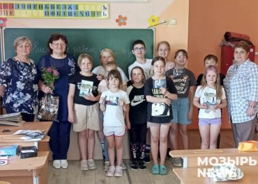 Творичевские школьники встретились с дочерью ветерана Великой Отечественной войны