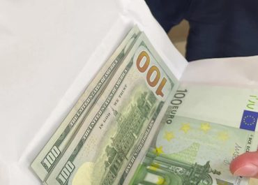 «Взяли» на взятках. Трех должностных лиц нефтехимической отрасли страны уличили в преступных махинациях