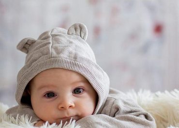 Именами София и Матвей чаще всего называют детей родители Гомельщины в этом году. Какие еще имена популярны?