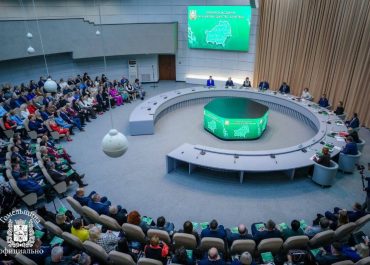 На пленарном заседании «Инициатива. Единство. Качество» обсудили развитие Гомельщины и роль гражданских проектов