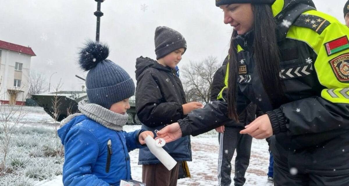 У школьников каникулы – повышенное внимание на дороге!