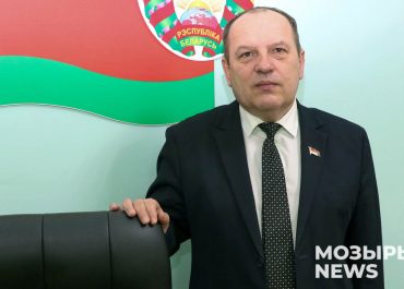 Сделали ремонт остановки и благоустроили район. Депутат Сергей Тетерин – о сделанном