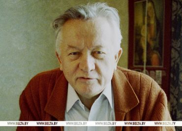 Нашы сэрцы на яго далоні. Да 105-годдзя Івана Шамякіна, імя якога з гонарам носіць Мазырскі педагагічны ўніверсітэт